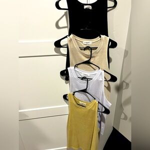 Carly Jean Los Angeles Playa Tank Bundle